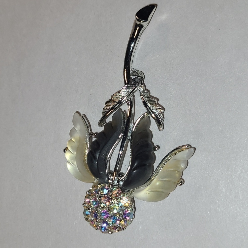 Women's Flower Angel like Brooch With Rhinestones NWOT